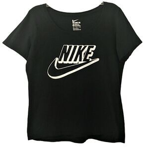 Nike Women's Black and White Athletic T-Shirt XL